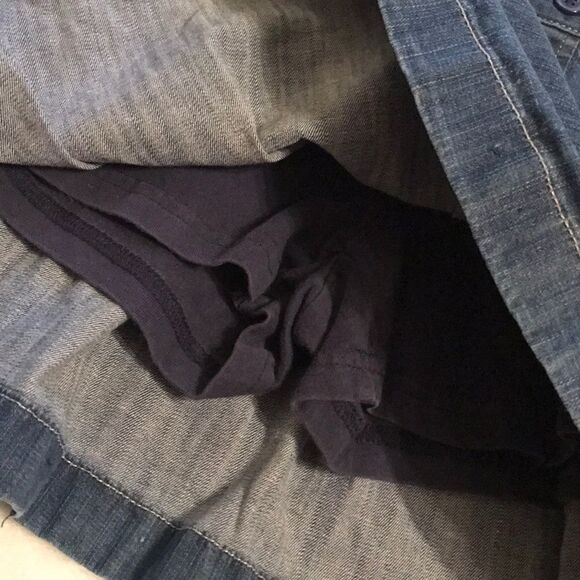 Tommy Hilfiger Pleated Denim Skirt - Size 6X - Picture 5 of 7